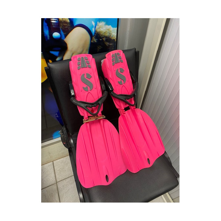 PALMES SEAWING NOVA² Rose SCUBAPRO